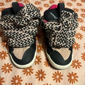 Lanvin Kids Sneakers - Black and Pink